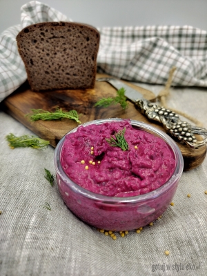Pasta buraczkowa