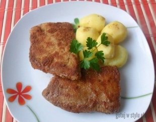 Filety z karpia w panierce z orzechami