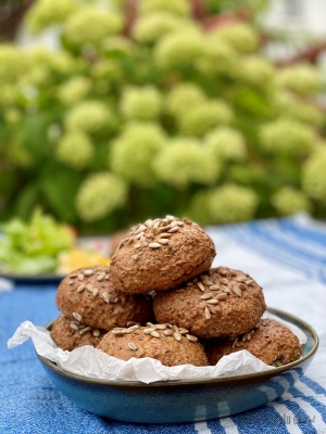 Keto bułeczki ze słonecznikiem łuskanym bio
