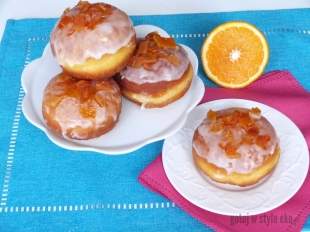 Pączki z dynią i marmoladą różaną