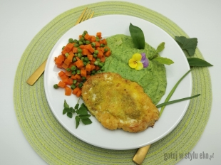 Wiosenne zielone puree z ziemniaka, pietruszki i topinamburu