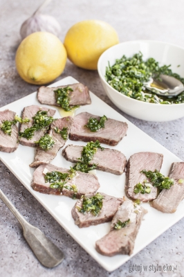 Grillowany rostbef z gremolatą