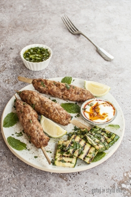 Kebab z indyka na patyku